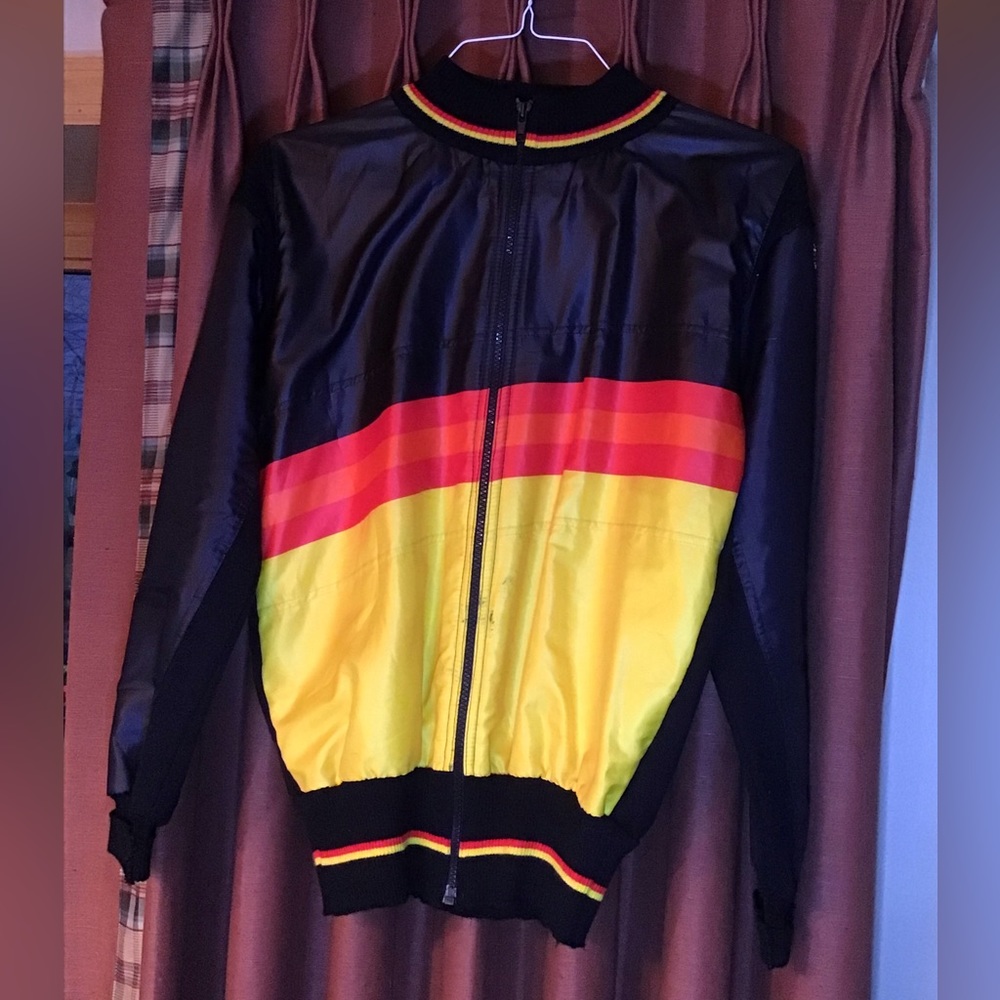 Gently used made in Italy SECA Bicycle Jack Long Sleeve in Medium